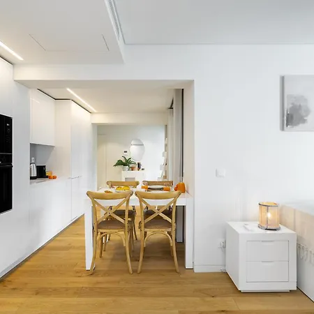 Whome Urban Oasis: Modern Living With Parking & Ac Apartamento