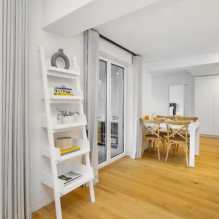 Whome Urban Oasis: Modern Living With Parking & Ac Apartment Lisbon