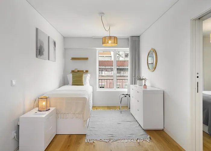 Whome Urban Oasis: Modern Living With Parking & Ac Lissabon